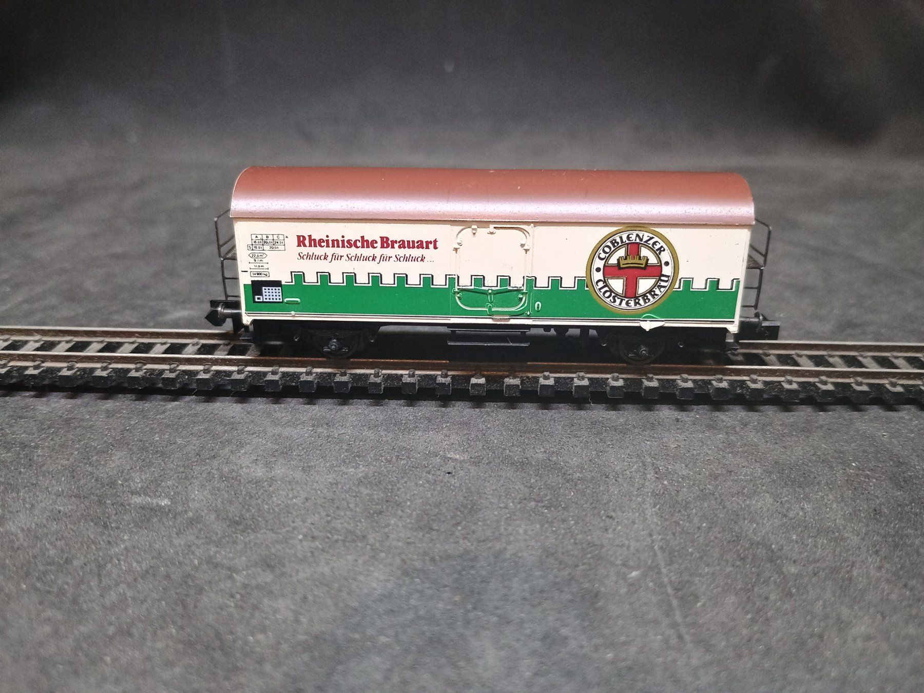 Arnold Modelleisenbahnen: Spur N Bierwagen von Arnold – Gebraucht aus Bätterkinden von hob_6b8x 2