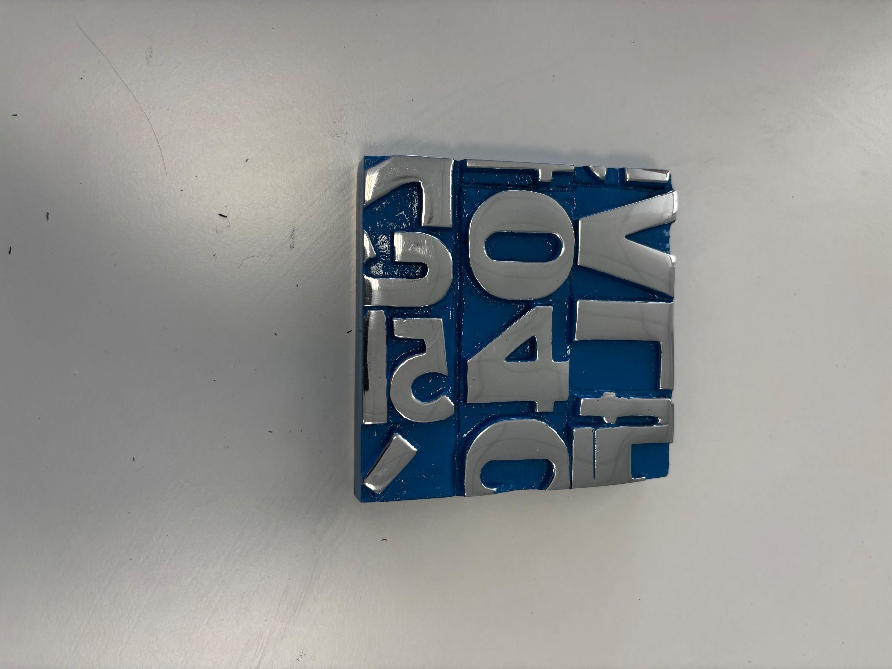 Skulpturen & Statuen: Karl Lagasse Fragment Crypto Bronze – Gebraucht aus Préverenges von jul_zhf7