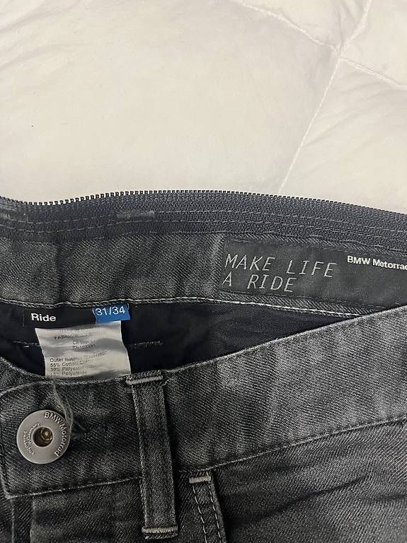 Pantaloni: Pantalon  BMW Rider 31/34 – Usato da Grand-Lancy venduto da Limane 1