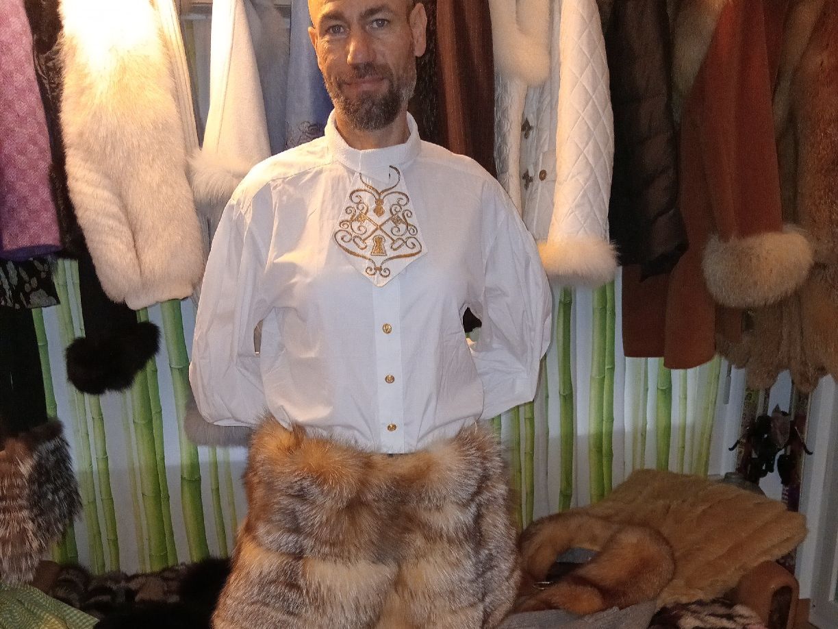 Escada Camicette: Escada Couture Hemd vintage selten 42 – Usato da Obergösgen venduto da crystalfox 4