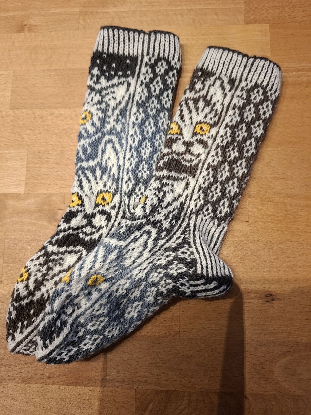 Calze: Warme, handgestrickte Socken mit Muster, Grösse 38 – Nuovo e nell'imballaggio originale da Günsberg venduto da optiplex01