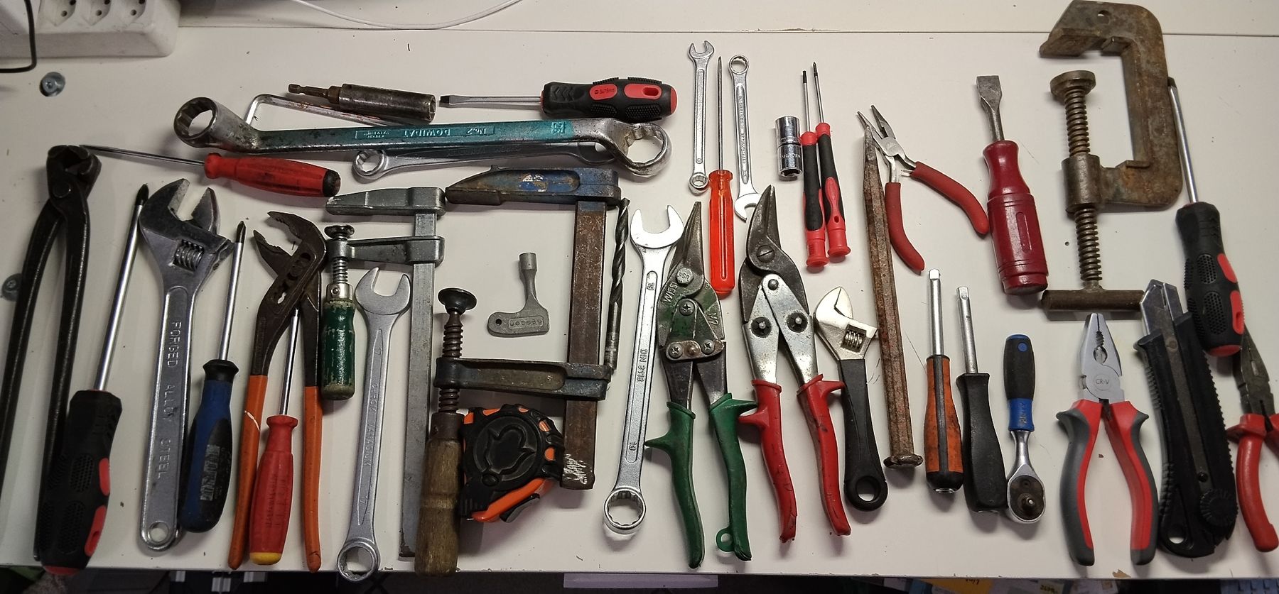 Alle Werkzeuge: Grosses Lot Markenwerkzeug  – Gebraucht aus Biel/Bienne von Vintage-timearts