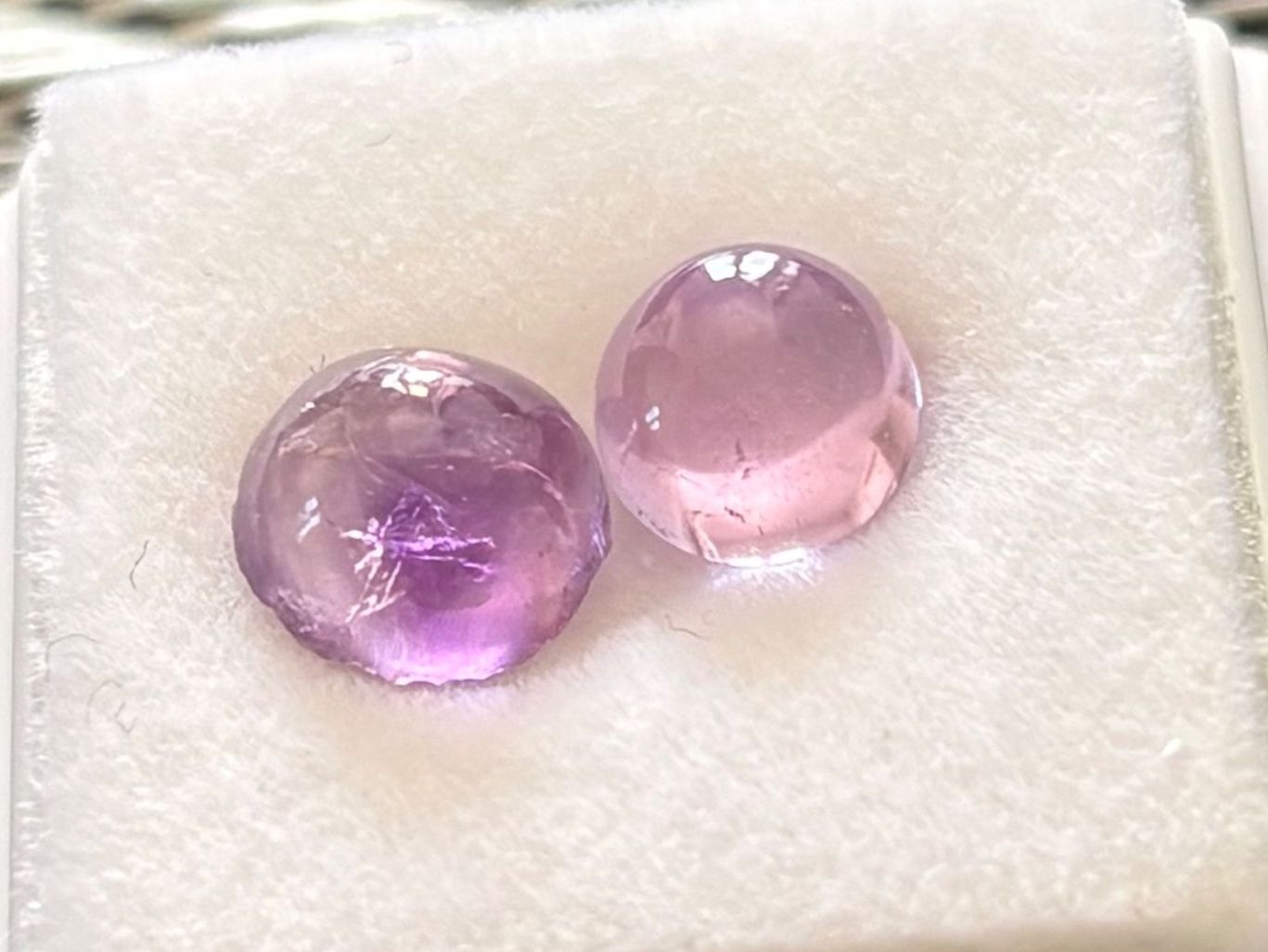 Pietre preziose: Amethyste 2 Stück, Total 2.6 ct. – Usato da Brugg AG venduto da lau_9rvy