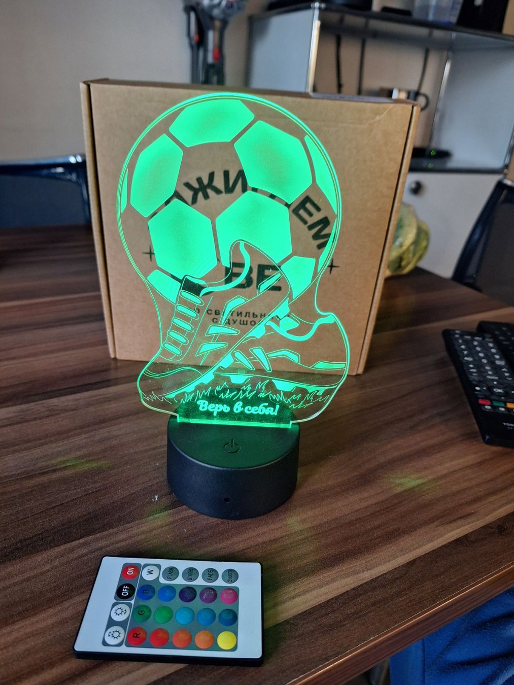 Lampade: 3D Lampe Fussball – Usato da Herrliberg venduto da linavogt 3