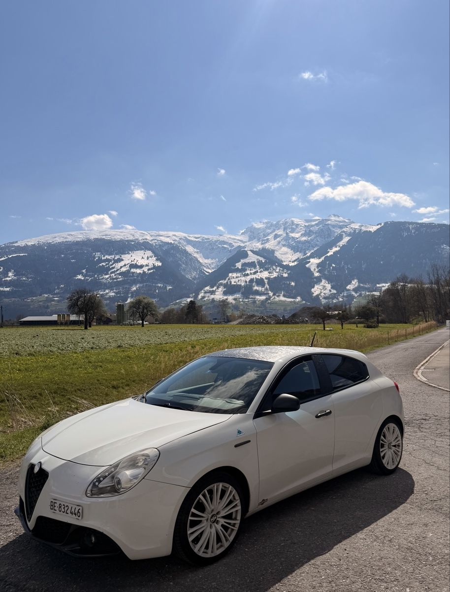 Alfa Romeo Autos: Alfa Romeo Giulietta – D'occasion à Belp par sch_xp5g