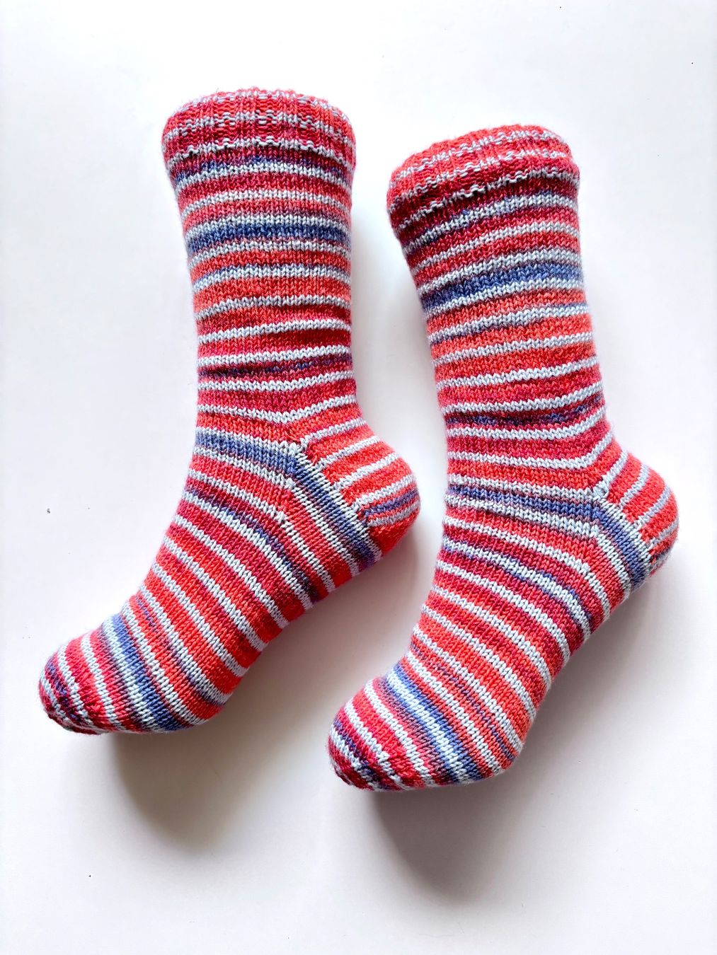 Socken: Fröhliche Ringelsocken, handgestrickt , Grösse 38-40 – Neu und originalverpackt aus Fislisbach von handglismet 2