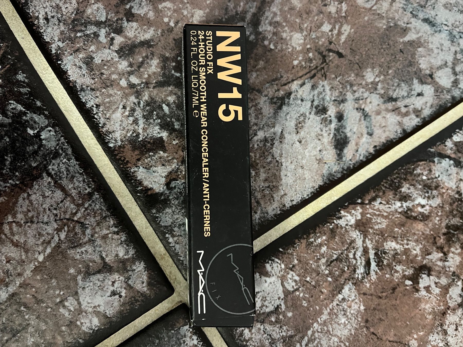 Make-up: MAC Concealer NW15 – Nuovo e nell'imballaggio originale da Rabius venduto da Fanthagiro