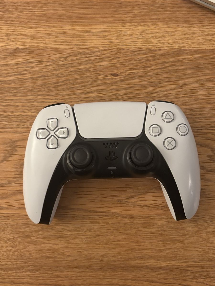 Sony Controller: Controller PS5 Original (Akku langsam schwach) – Gebraucht aus Zürich von sliff