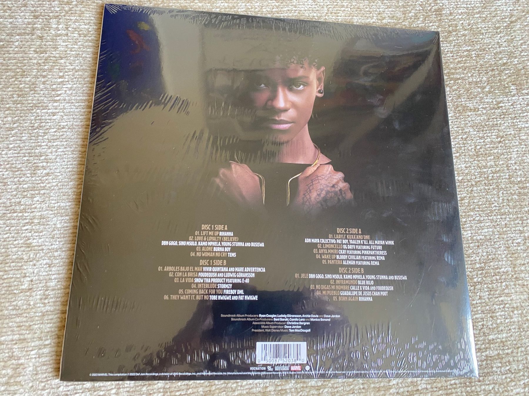 Dischi in vinile: Black Panther: Wakanda Forever / 2LPs Coloured – Nuovo (secondo la descrizione) da Basel venduto da Dinosauce 3