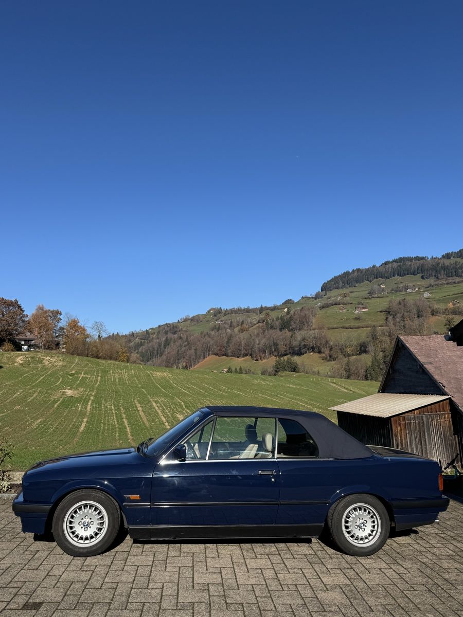 BMW Autos: BMW 320 Cabrio Vetaran – D'occasion à Nesslau par cwaege 1