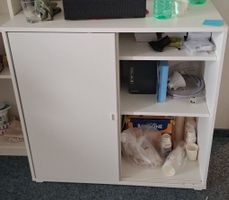 Sideboard weiss mit Schiebetür akzeptabler Zustand