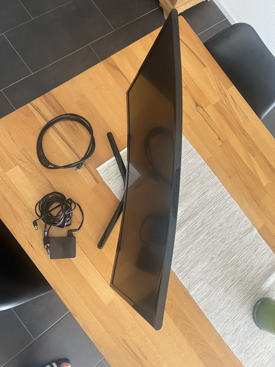 Monitor: Monitor Samsung 24 Zoll – Usato da Adligenswil venduto da Vladi00 4