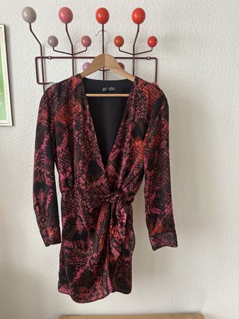 Zara TRF Kleid Snakeskin Print Rot Pink Grösse L