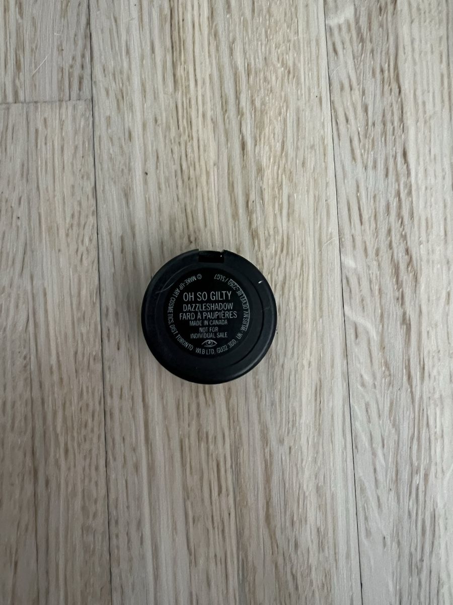 Mac Cosmetics Make-up: Lidschatten MAC Dazzleshadow, Farbe: Oh So Gilty – Usato da Dietikon venduto da Mischi2167 1