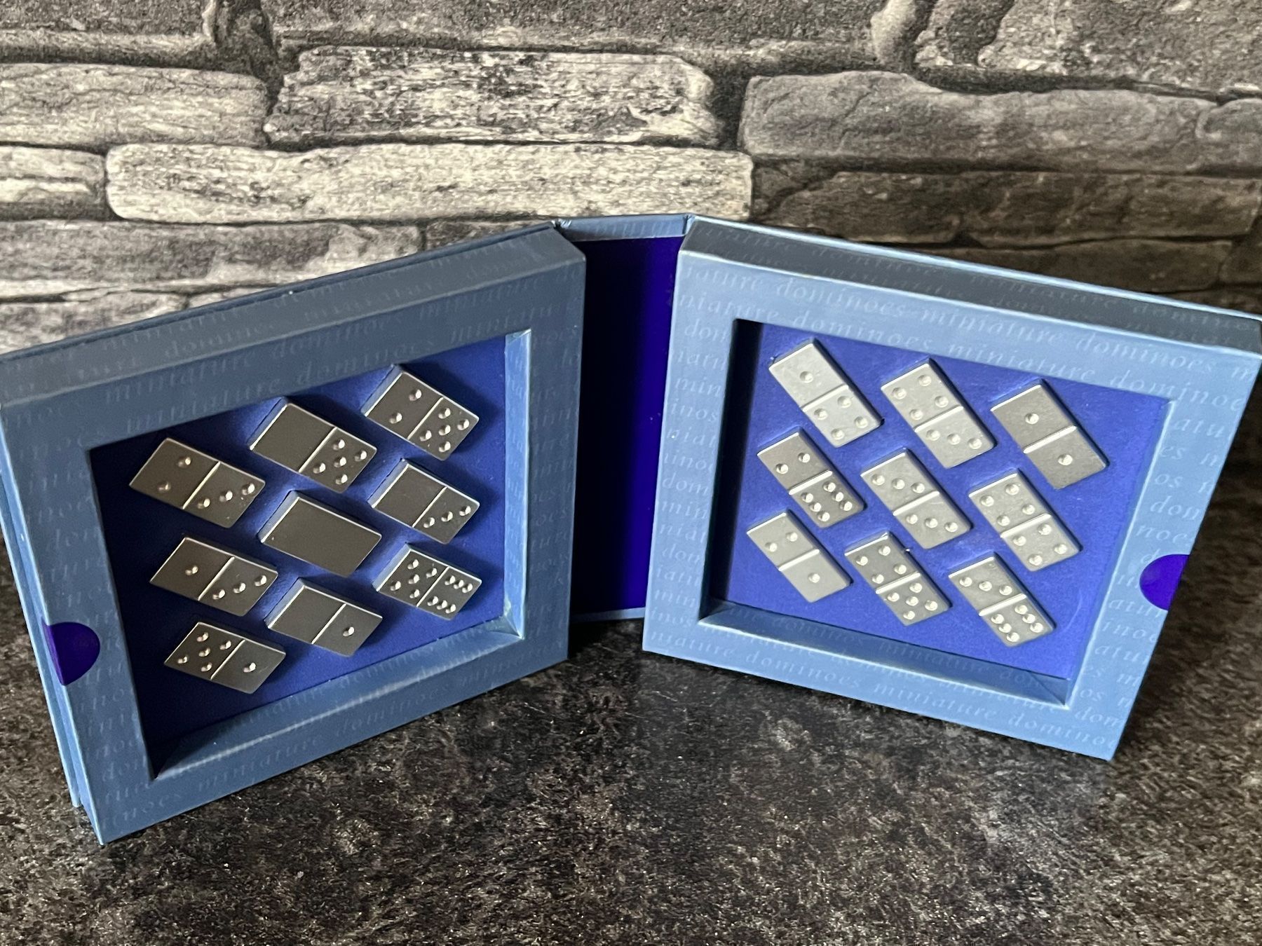 Giochi: Dominos sacchi aus Metal – Usato da Deitingen venduto da Himhip 1