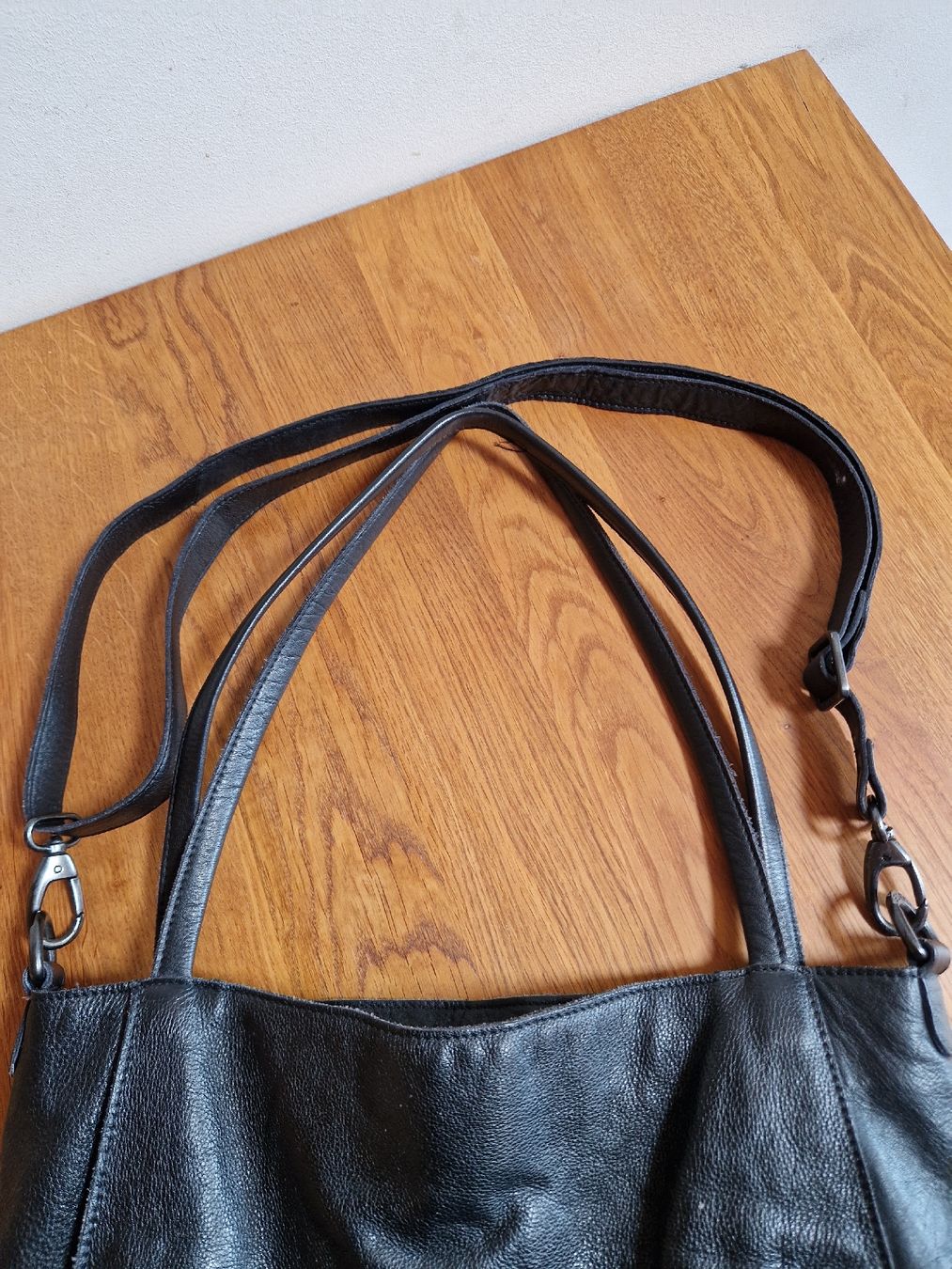 Borse da donna: Ledertasche schwarz von Legend – Usato da Wattenwil venduto da susawe 1