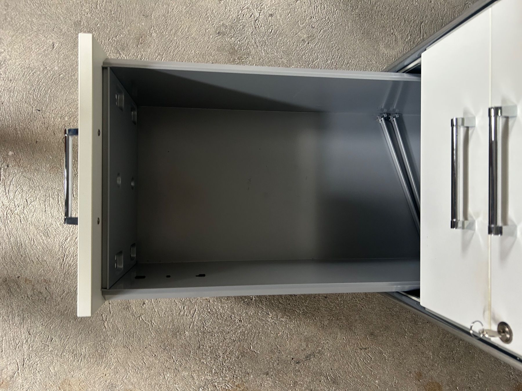Korpus: Bosse modul space Rollcontainer NP 1400.- – Gebraucht aus Rorschacherberg von Svebe 1