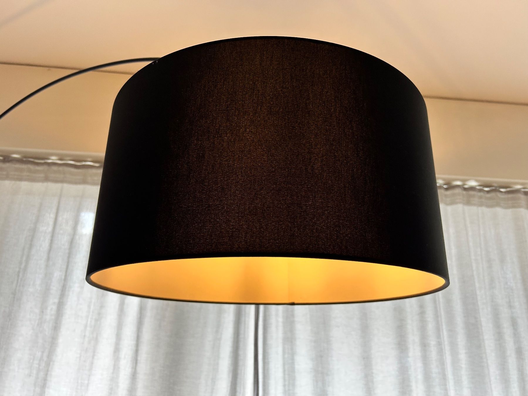 Westwing Lampen: Bogenlampe schwarz - Westwing – Gebraucht aus Bern von ipds 3
