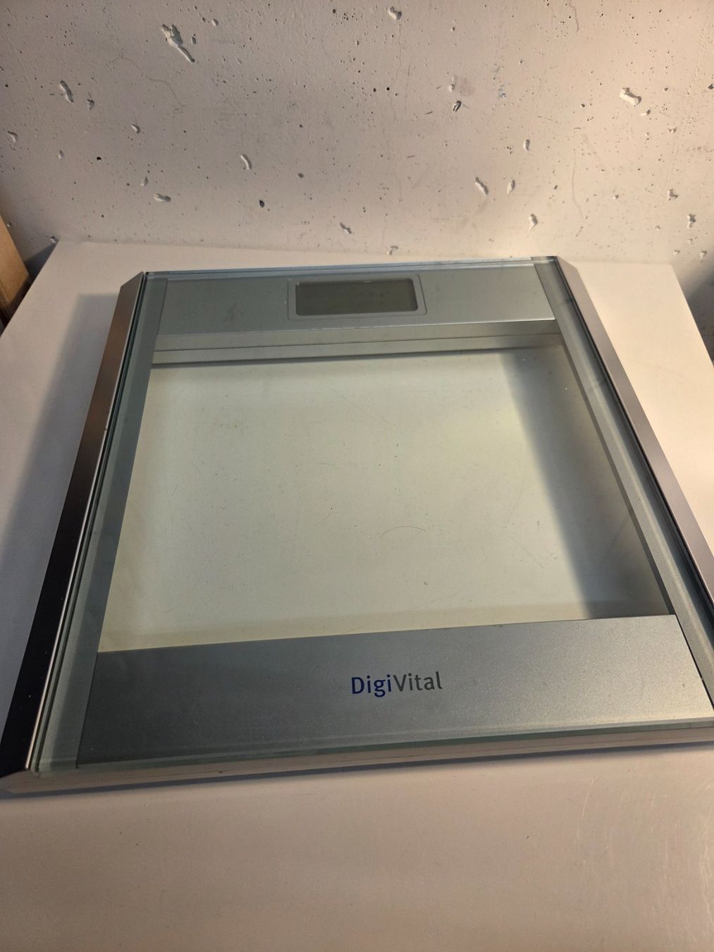 Bilance pesapersone: Digitale Glaswaage DigiVital – Usato da Chur venduto da Einszweidreiviermein