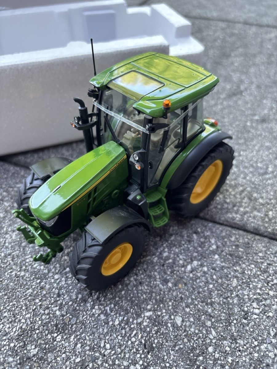 Schuco Kits de montage: Modèle réduit John Deere Schuco 1:32 – Neuf (Voir description) à Courgenay par Mthunderball 1