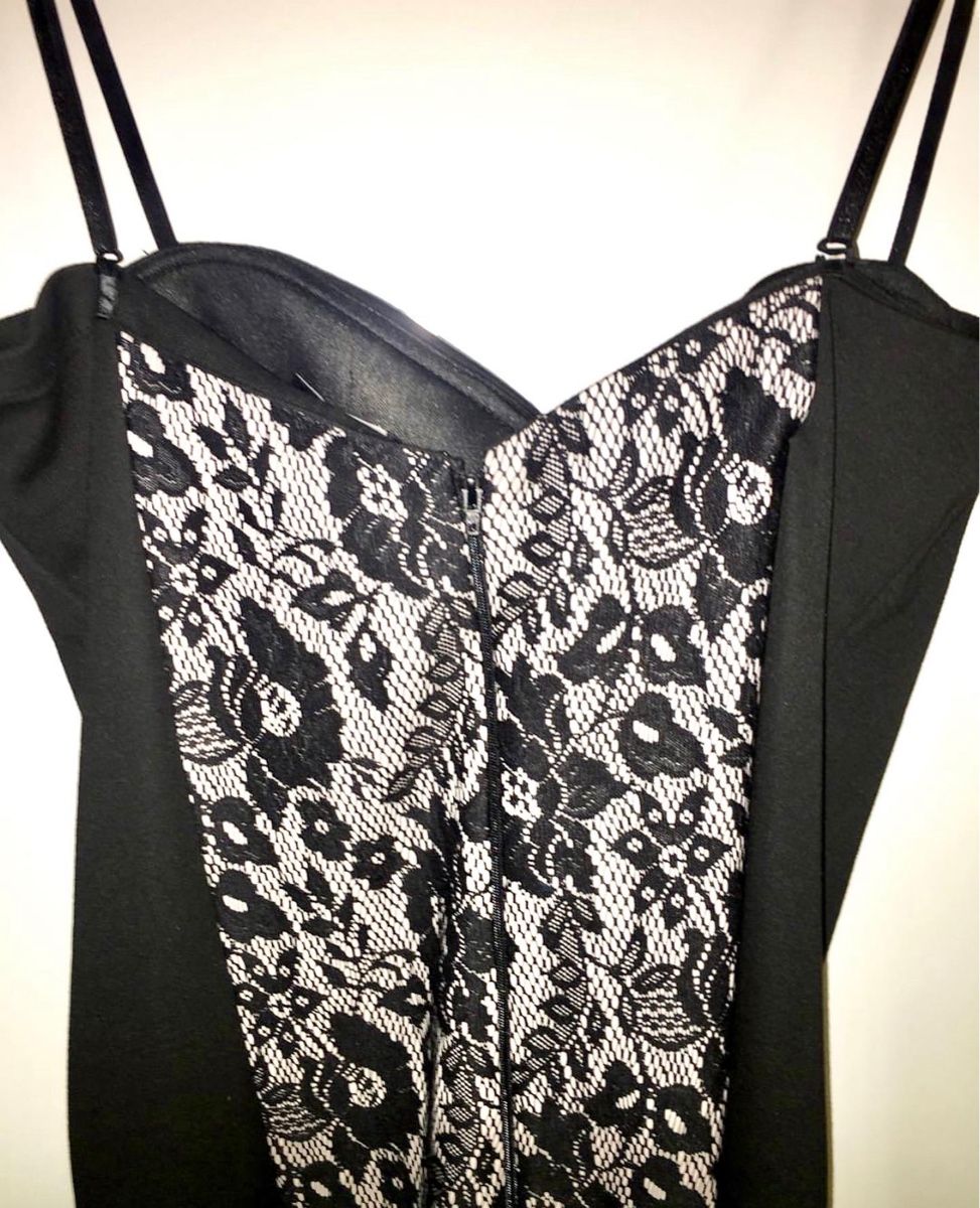 Vestiti: Schwarzes Spitzenkleid mit Pushup & Reissverschluss – Nuovo e nell'imballaggio originale da Zug venduto da Leerminschrank 5