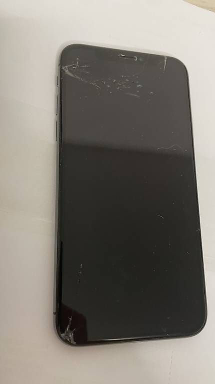 Handys / Smartphones: Apple iPhone X 64 GB Space Grau  – Gebraucht aus Winterthur von Omar_61 1