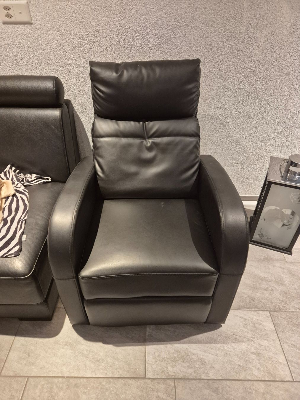 Fauteuils: Kinosessel Kunstleder – D'occasion à Wittenbach par palm-s