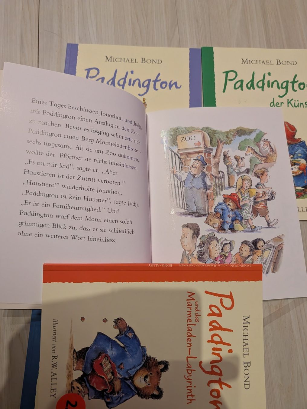Libri: Paddington 5 Geschichten – Nuovo (secondo la descrizione) da Dierikon venduto da Jolie 1