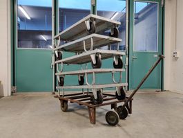 Materialtransporter / Leiterwagen aus Metall