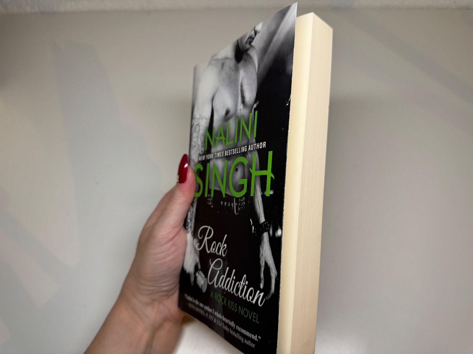 Libri: NOVEL: Nalini Singh, Rock Addiction  – Usato da Grosswangen venduto da English_books 1