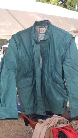 !Vintage Lederjacke Massimo Dutti mit abnehmbaren Ärmeln