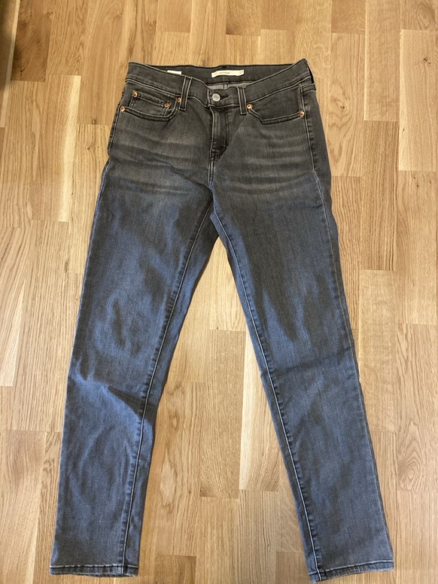 Levi's Jeans: Jeans Levi’s – Usato da Lausanne venduto da lau_8vk7