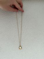 Halskette gold mit Perlmutt Mondanhänger