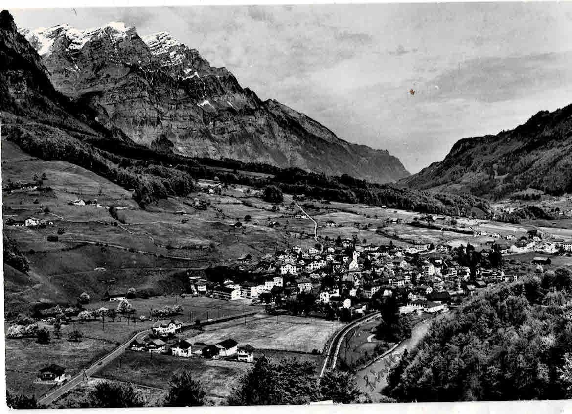 Cartes postales: Mitlödi mit wiggis – D'occasion à Sulz AG par Oberdanne8