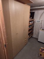 Holzschrank sehr schönes stück noch gut erhalten 