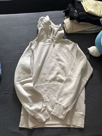 Pull à capuche très confortable beige