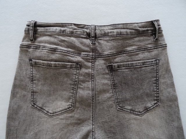 Jeans: Jeans Denim by Chicoréee Gr. 40 grau – Nuovo (secondo la descrizione) da Bazenheid venduto da Aebi55 2