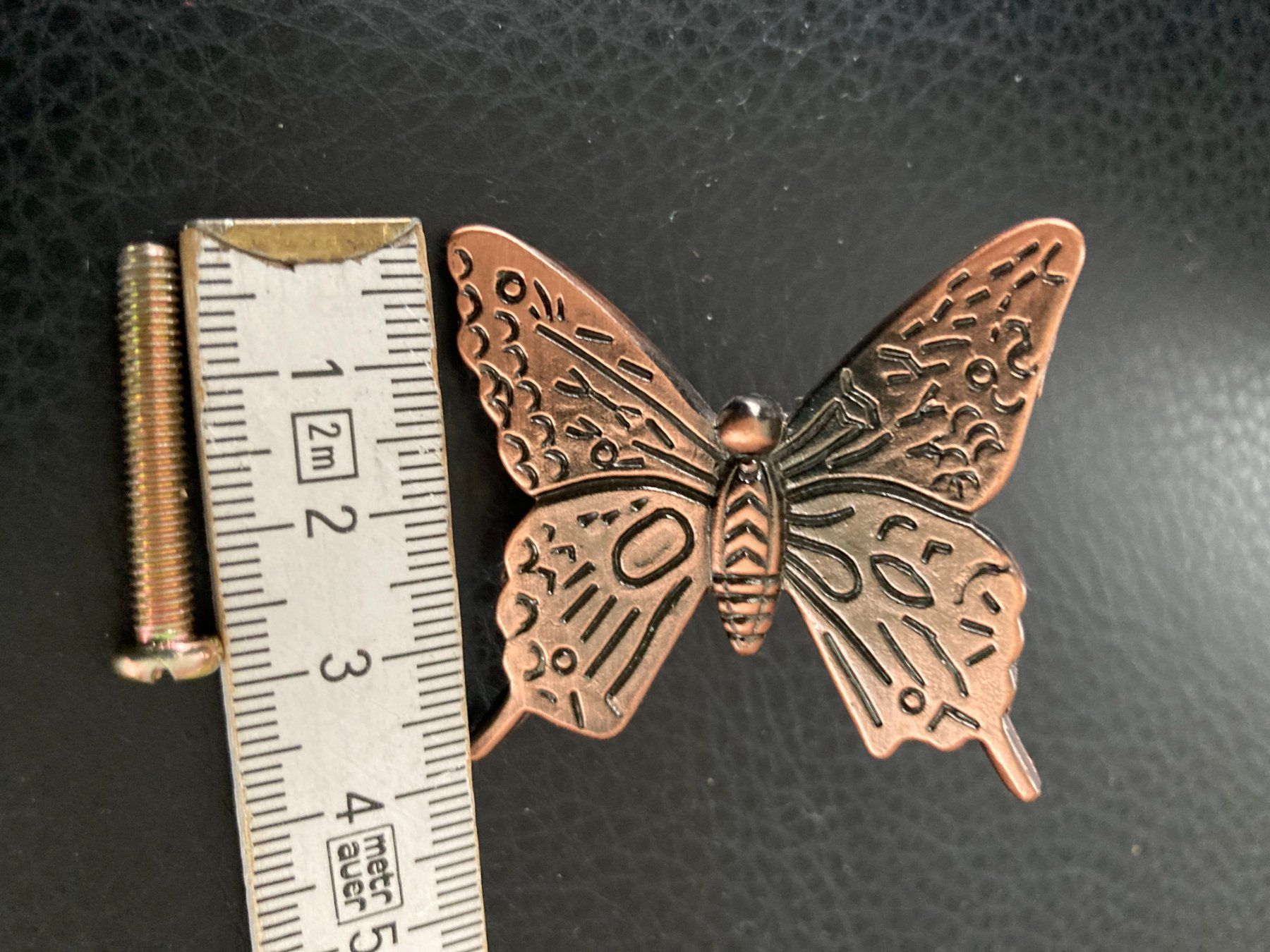 Tutte le decorazioni: MÖBELKNOPF  SCHMETTERLING  BUTTERFLY   FARBE:  KUPFER – Nuovo (secondo la descrizione) da Subingen venduto da Etageren 5