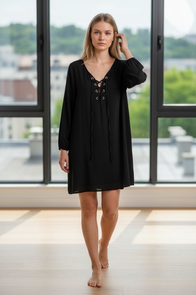 Zara Kleider: Robe Zara noire à lacets, élégante et confortable - Taille M – Gebraucht aus Lausanne von Stephaniesdressing