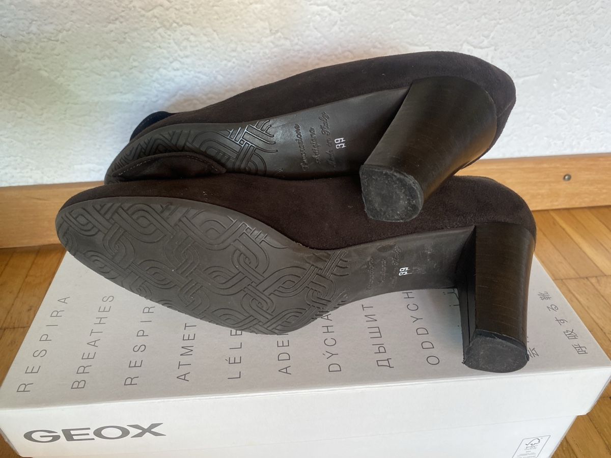 Scarpe da donna: Capriccio wunderschöne Pumps mit Masche Gr.e39 – Usato da Pfäffikon SZ venduto da Anita8808 3