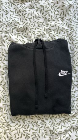 Nike Hoodie schwarz Grösse S guter gebrauchter Zustand