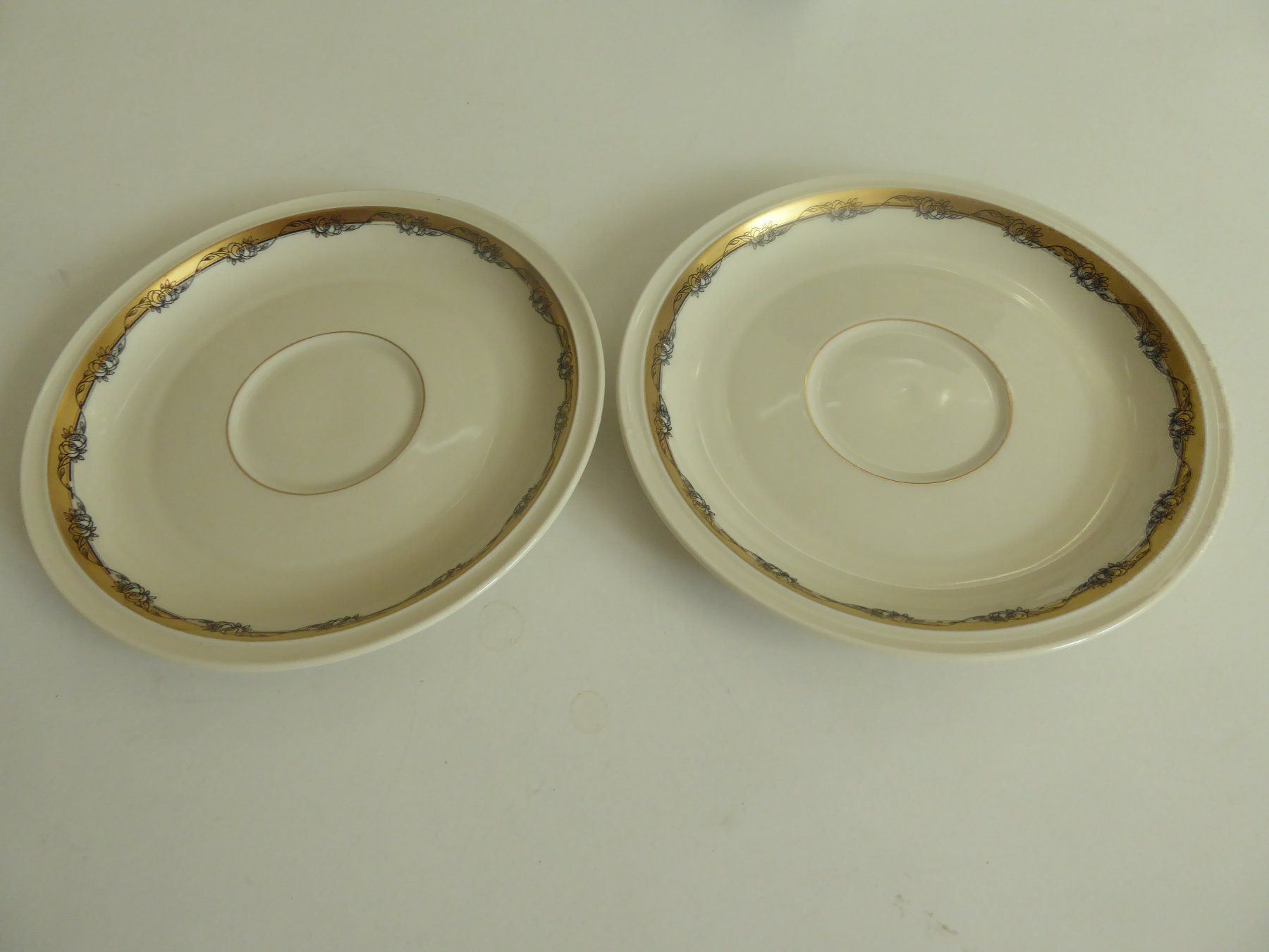 Rosenthal Teller: schöne Rosenthal Unterteller – Gebraucht aus Zürich von Chaeffeler 1