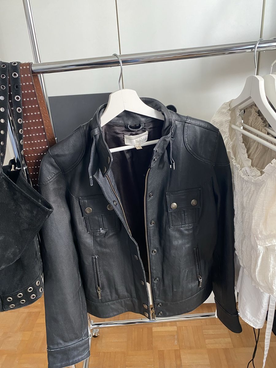 Giacche: black leather jacket – Usato da Zürich venduto da slrsu 3
