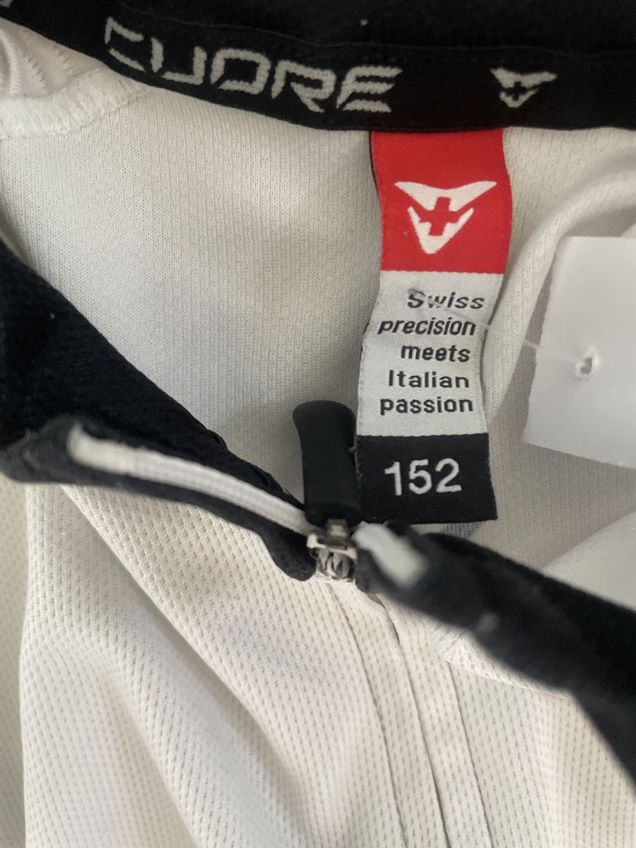 Survêtements: Cuore Velotrikot Gr.152 – D'occasion à Obergerlafingen par cabo4 2