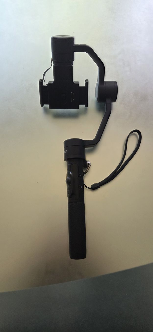 Supporti a parete: DOBOT Smartphone Gimbal / Stabilizer zu verkaufen. – Usato da Huttwil venduto da ser_gn9l 2