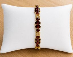 Bracelet ancien en grenats facettés – Monture articulée