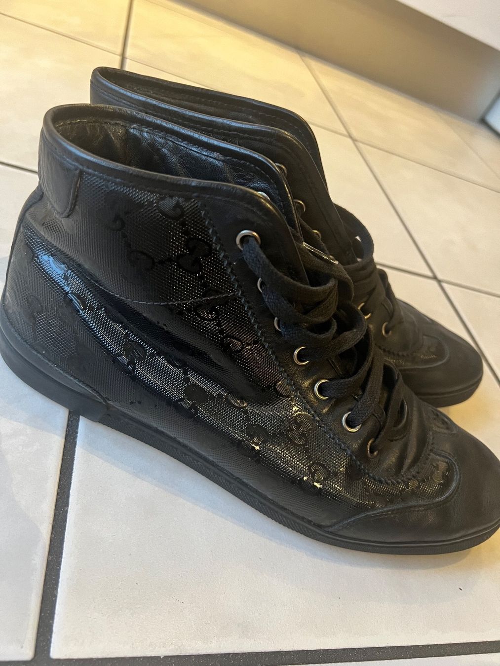 Gucci Chaussures femmes: Basket Gucci noir – D'occasion à Monthey par Joseph-29 3