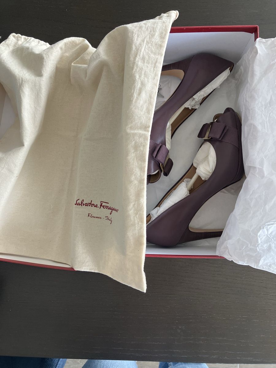 Salvatore Ferragamo Scarpe da donna: Ferragamo purple shoes – Usato da Dübendorf venduto da ful_572w 6