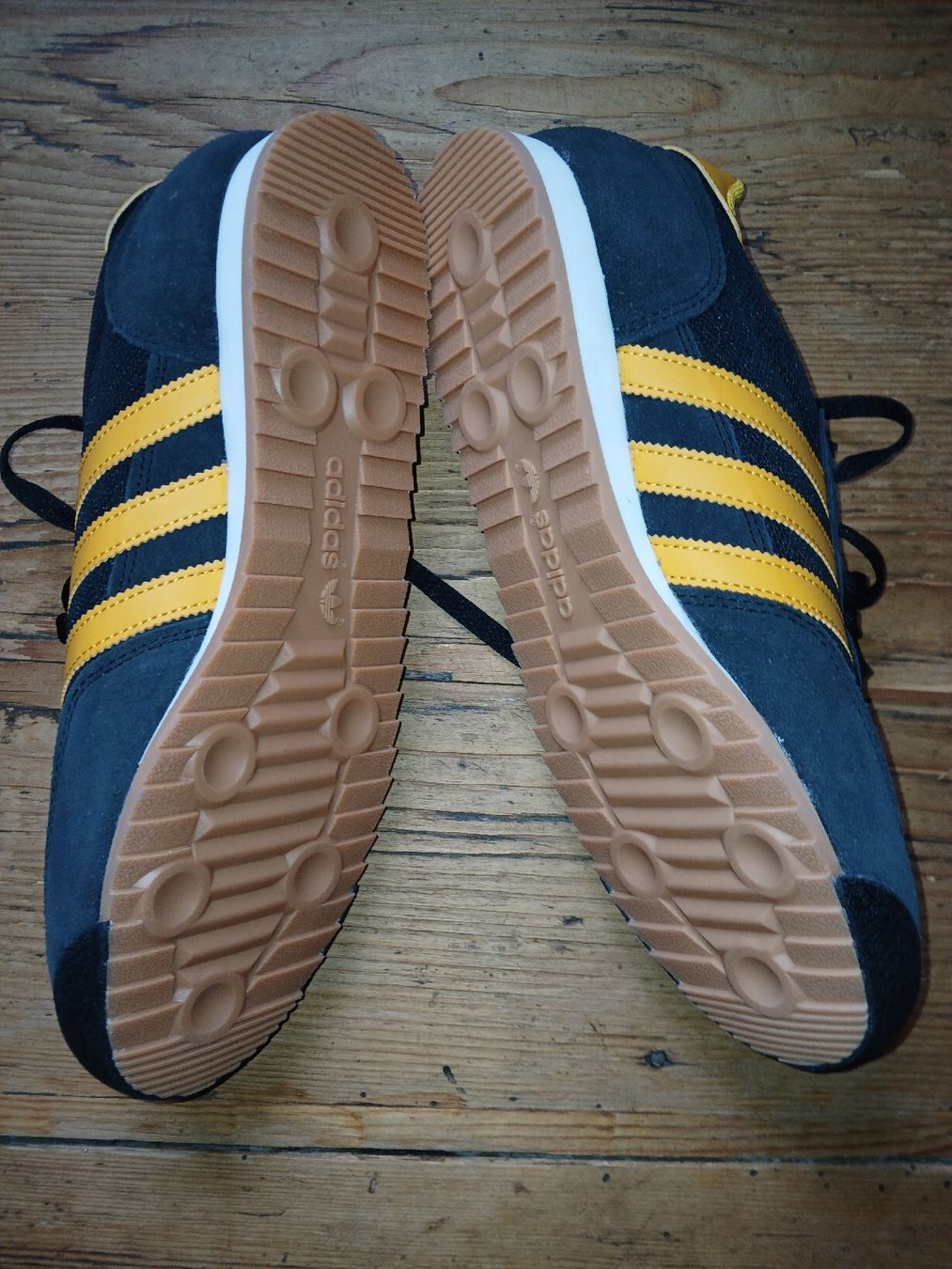 Adidas Scarpe da uomo: Adidas Schuhe – Nuovo (secondo la descrizione) da Zürich venduto da eva_m5ys 1