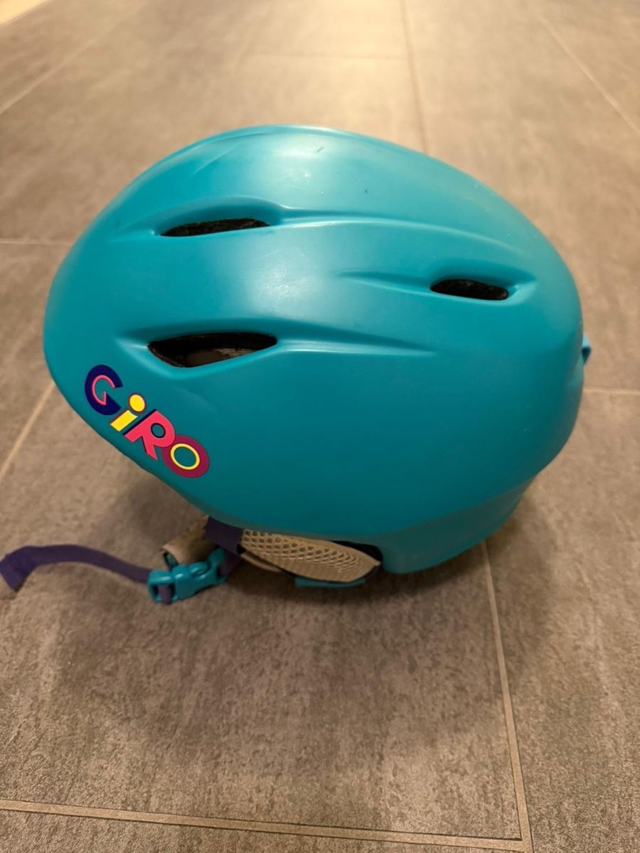 Giro Caschi: Giro Skihelm 52-55.5 – Usato da Zürich venduto da pluto124 1